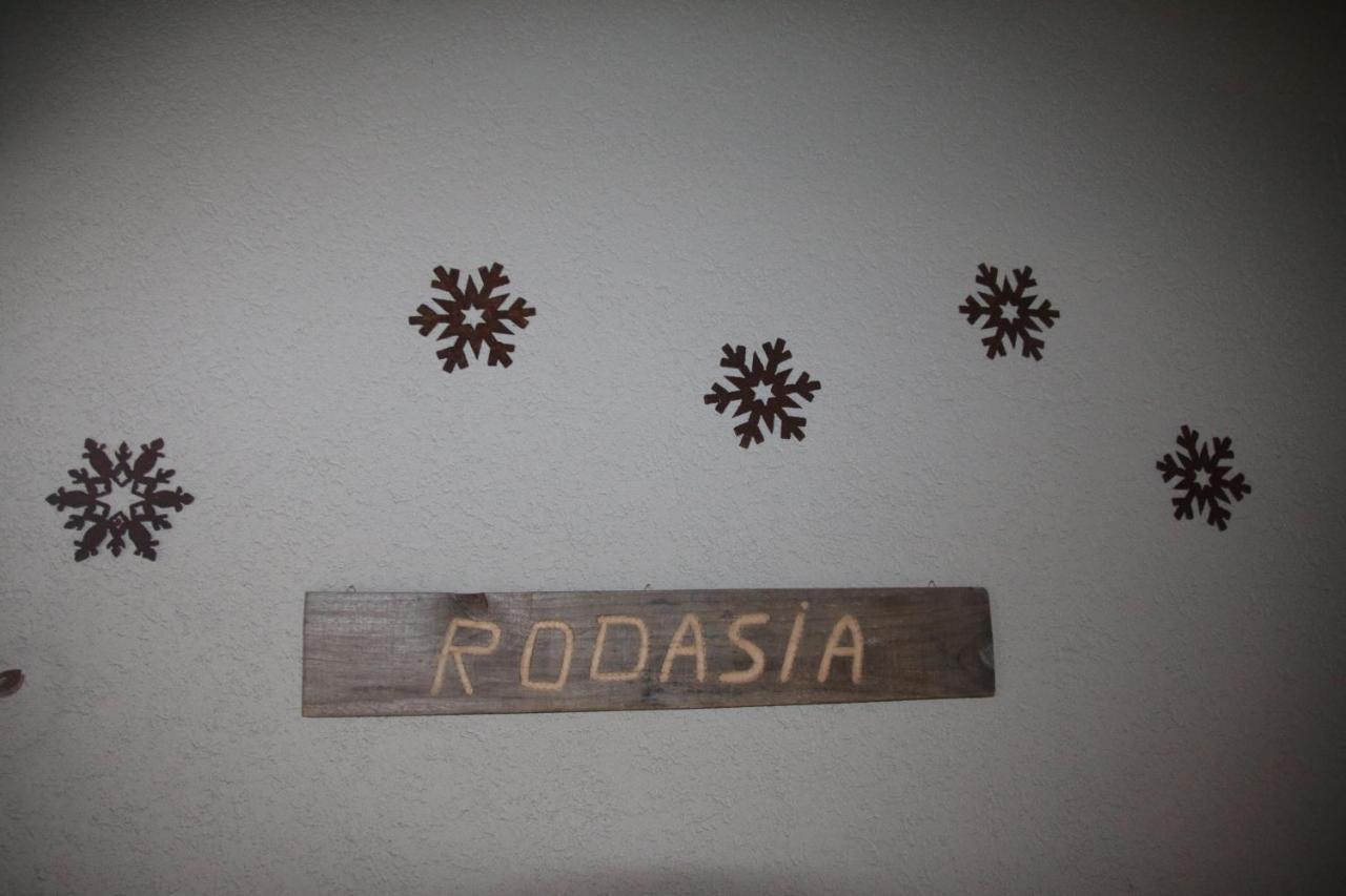 Rodasia 韦尔比耶 外观 照片